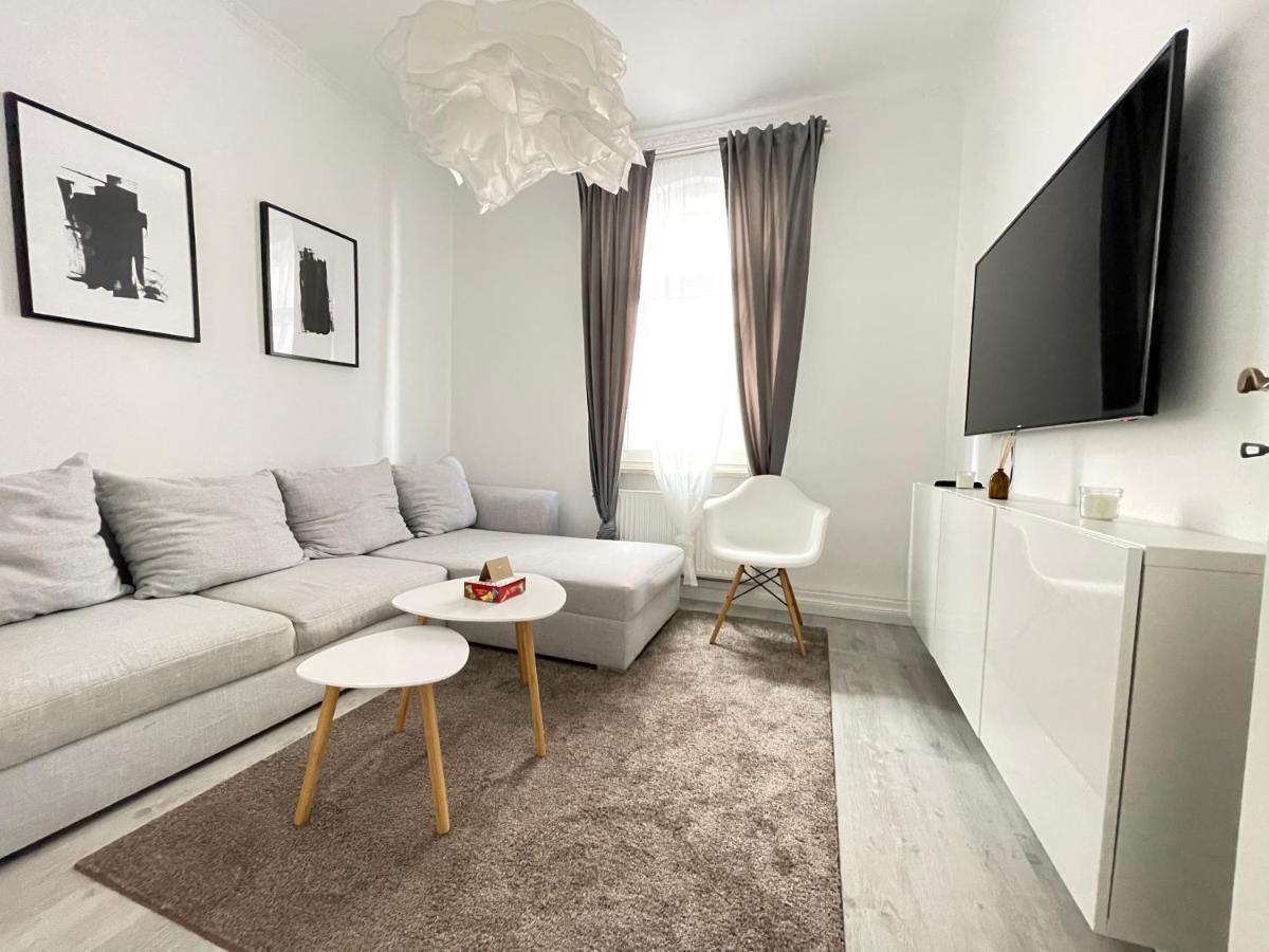 75Qm - 3 Rooms - Free Parking - Mallibase Apartments Hanovre Extérieur photo